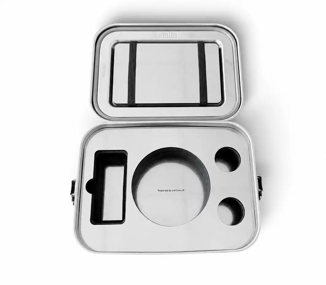 Case-silver